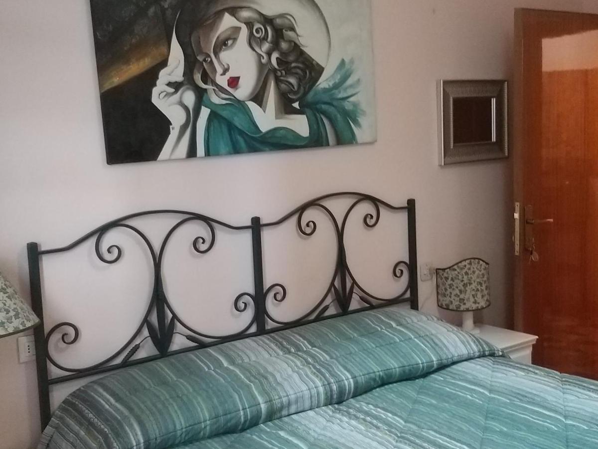 Antica Casa Di Famiglia Hotel Castiglione del Lago Ngoại thất bức ảnh