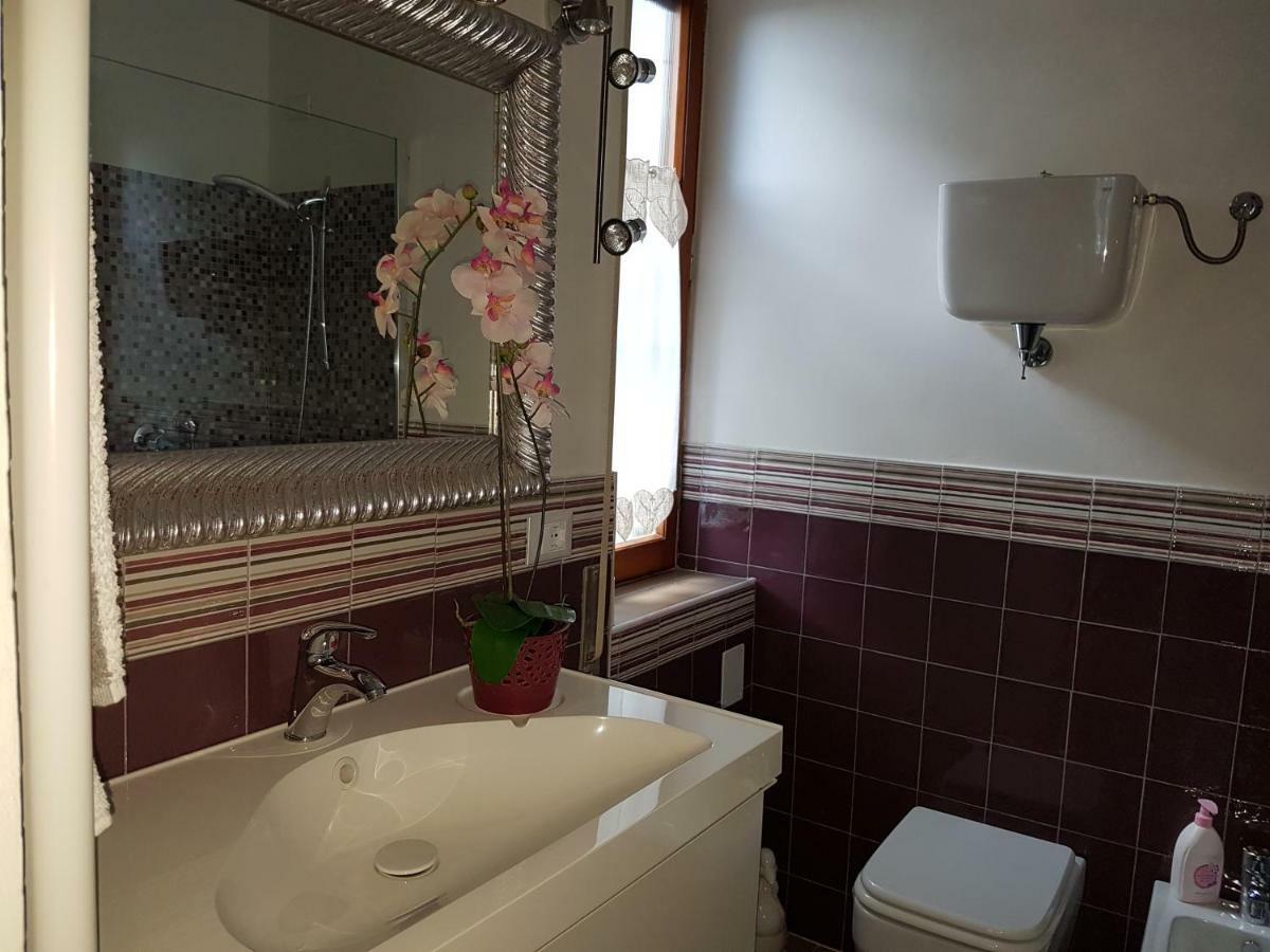 Antica Casa Di Famiglia Hotel Castiglione del Lago Ngoại thất bức ảnh