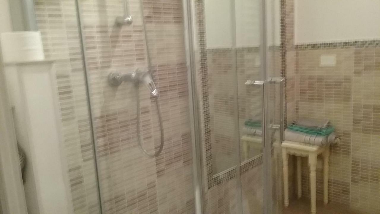 Antica Casa Di Famiglia Hotel Castiglione del Lago Ngoại thất bức ảnh